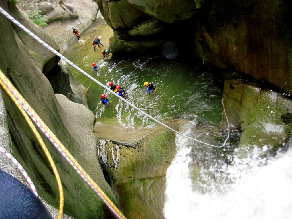 canyoning en eaux chaudes dans les Pyrénées-Orientales 66 Perpignan Marquixanes extérieur nature