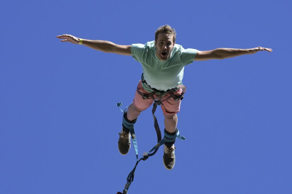 Saut à l'élastique en Occitanie