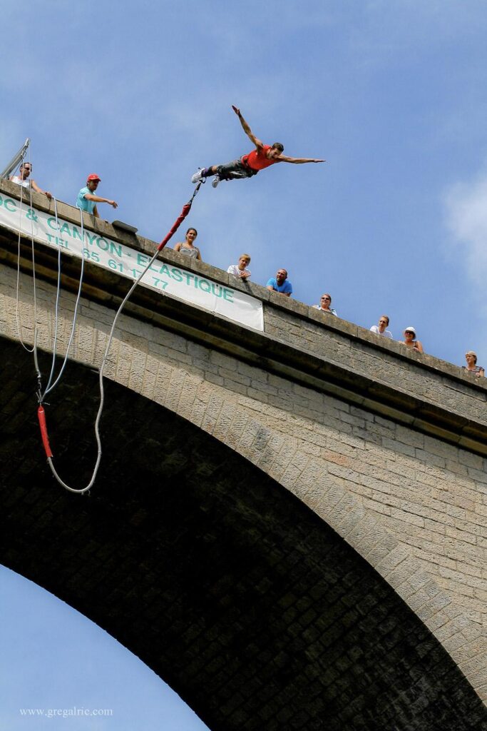 Saut à l'élastique en Occitanie