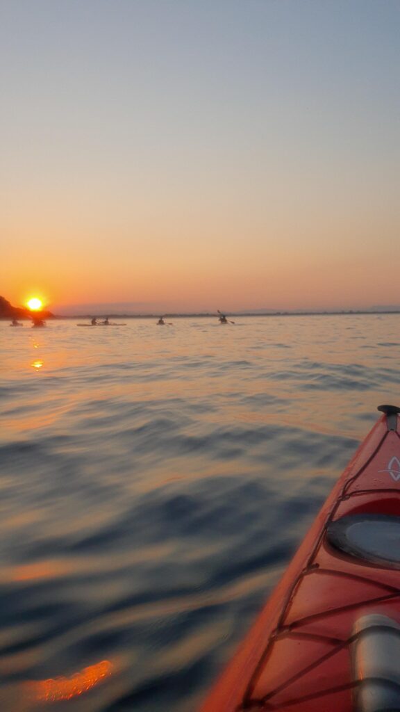 Coucher de soleil en kayak de mer