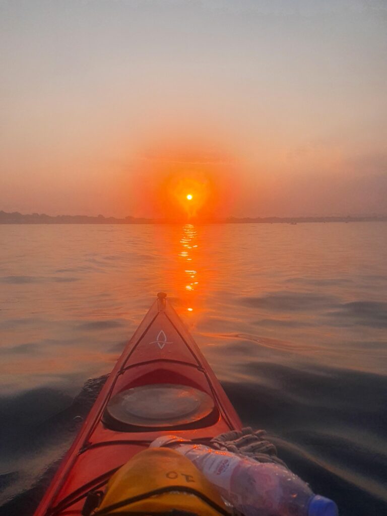 Coucher de soleil en kayak de mer