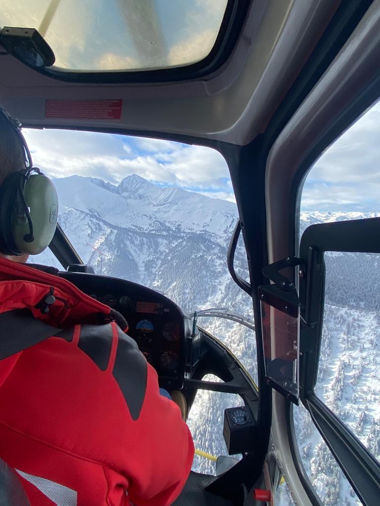 Le Massif du Canigou en hélico