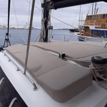 Catamaran Costa Brava